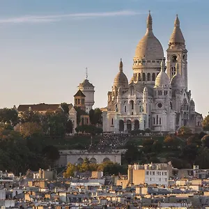  Apartment Abbesses Montmartre
